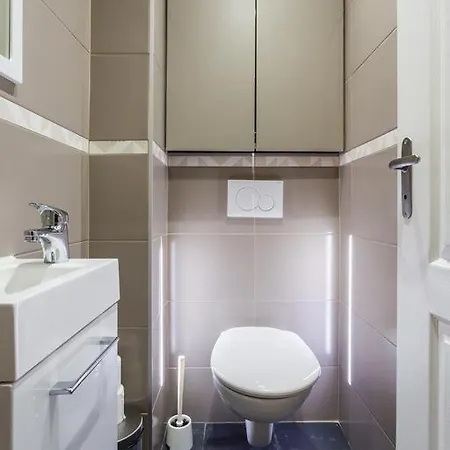 Cmg Montorgueil Vi Apartment *